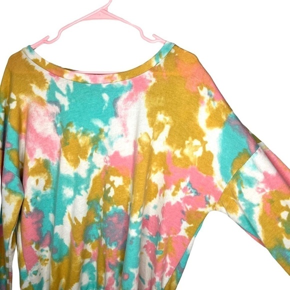 Pink Lily Tie Dye Pink Blue Gold Crewneck Pullover Jumper Sweatshirt Size Small - Picture 1 of 13